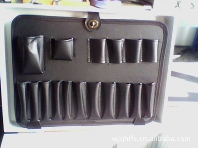 武進(jìn)區(qū)橫林豐順箱包廠 專(zhuān)注品質(zhì)，深耕箱包加工行業(yè)